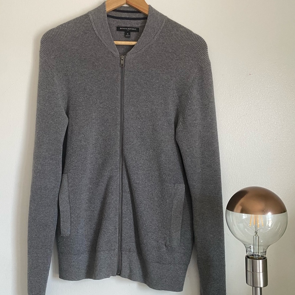 BANANA REPUBLIC Like New Grey Zip Sweater